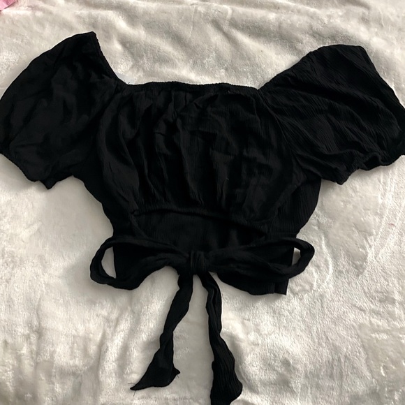 Puff sleeve top - Picture 2 of 2